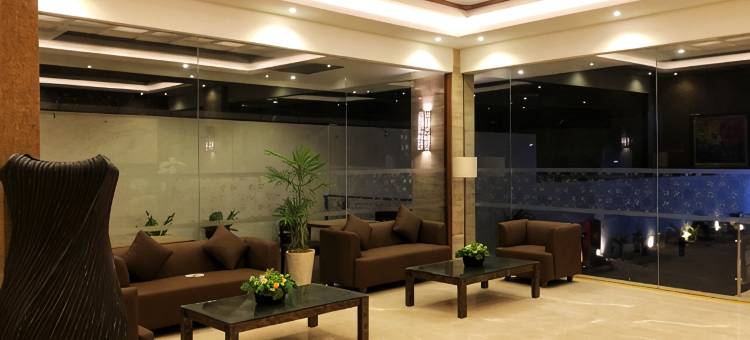 林恩莫约克托酒店(Lynn Hotel Mojokerto)图片