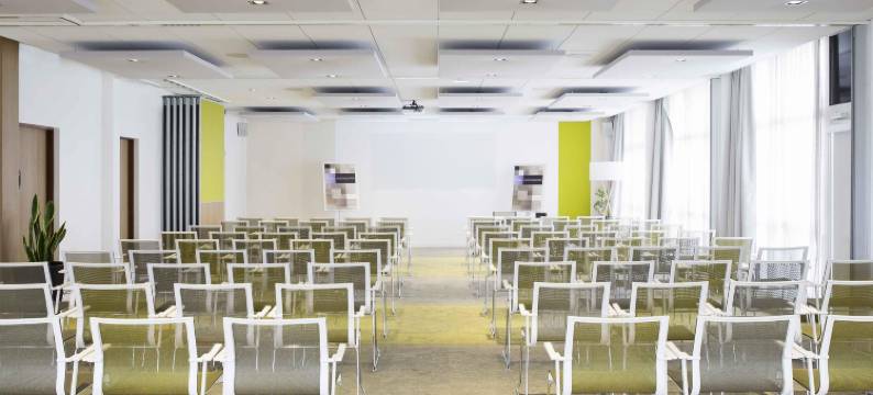 波尔多湖滨诺富特酒店(Novotel Bordeaux Lac)图片