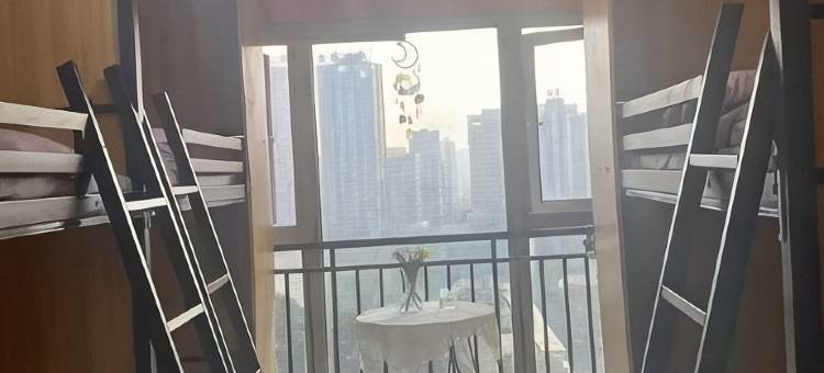 喜柿青年旅舍(观音桥好吃街店)图片