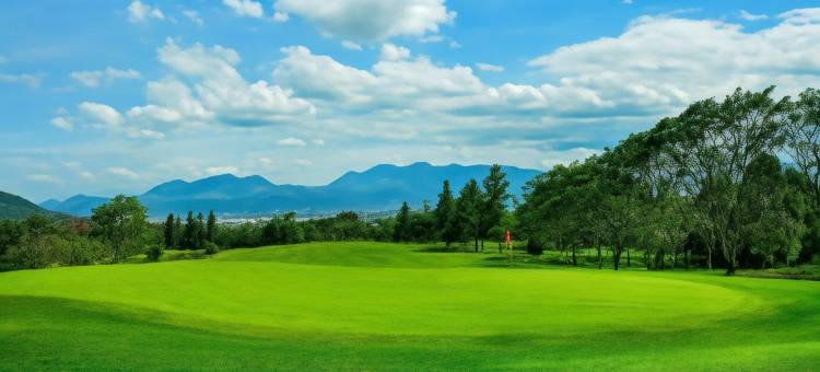 查蒂纳戈尔国家高尔夫度假村(Jatinangor National Golf & Resort)图片