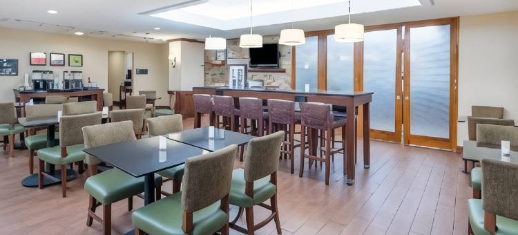 希尔顿欢朋酒店-弗罗斯特堡(Hampton Inn Frostburg)图片