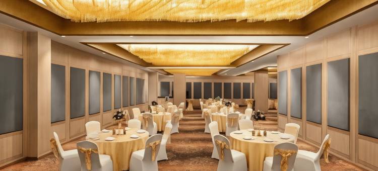 温德姆华美达安可酒店昌迪加尔Zirakpur(Ramada Encore by Wyndham Chandigarh Zirakpur)图片