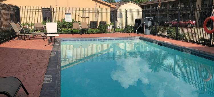 查尔斯湖温德姆戴斯酒店(Days Inn by Wyndham Lake Charles)图片