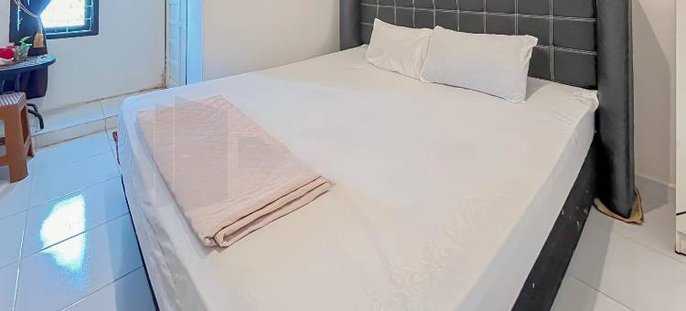 Namirah Syariah Guesthouse Balikpapan Redpartner图片