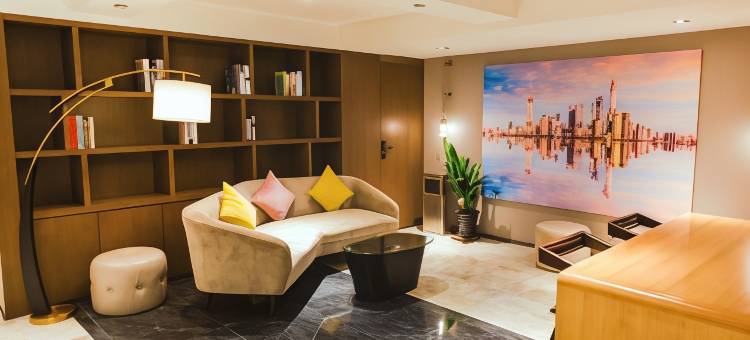 格雅酒店(上海北外滩大连路地铁站店)图片