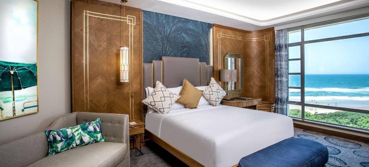 太阳海滩太阳广场塔酒店(Suncoast Hotel & Towers)图片