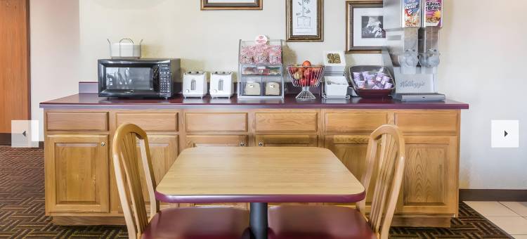 约克维尔速8温德姆酒店(Super 8 by Wyndham Yorkville)图片