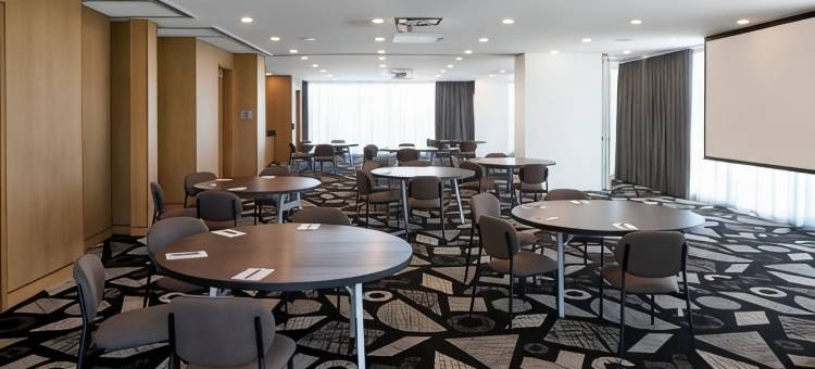 蒙特利尔拉瓦尔万怡酒店(Courtyard  Montreal Laval)图片