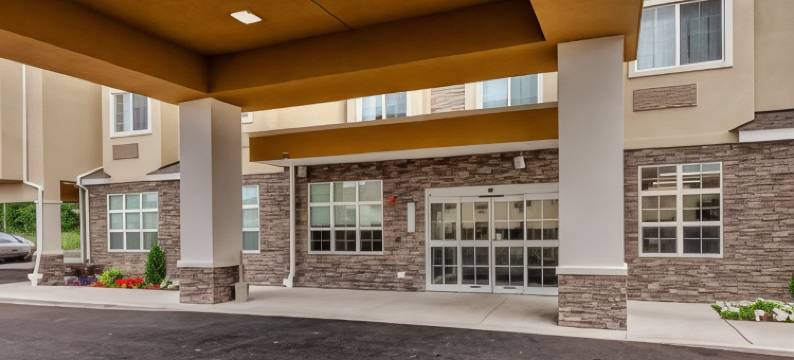 尼亚加拉瀑布麦客达套房酒店(Microtel Inn & Suites by Wyndham Niagara Falls)图片