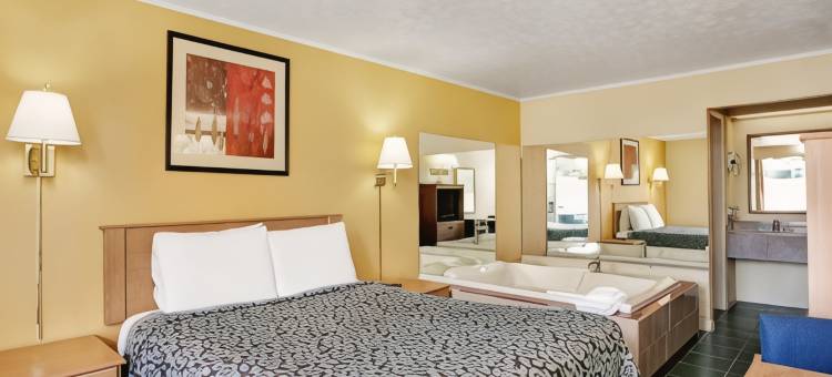 西诺克斯维尔温德姆戴斯酒店(Days Inn by Wyndham Knoxville West)图片