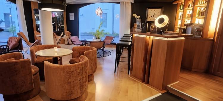 科涅克瓦卢瓦因特尔酒店(Hôtel le Valois, Cognac Centre)图片
