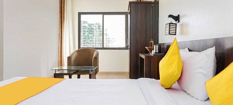 Fabhotel Karishma Palace图片