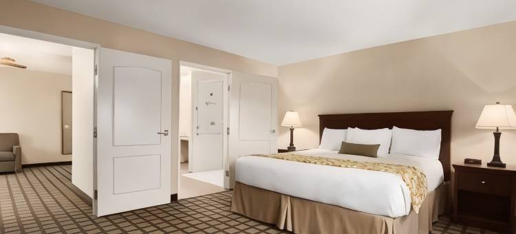 奥德萨呗盟套房酒店(Baymont by Wyndham Odessa)图片