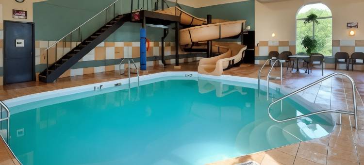 佩姆比纳贝斯特韦斯特优质套房酒店(Best Western Plus Pembina Inn  Suites)图片