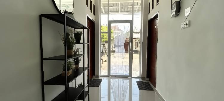 位于巴东西的3卧室公寓-360平方米|带3个独立浴室(Guesthouse Pondok Amak)图片