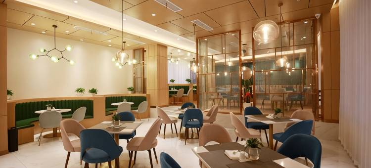 白玉兰酒店(十堰火车站汉江师范学院店)图片