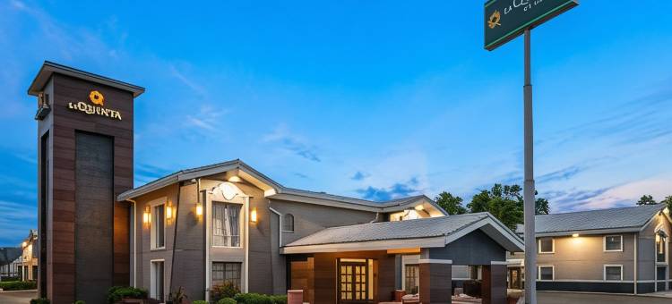 奥马哈西拉昆塔温德姆酒店(La Quinta Inn by Wyndham Omaha West)图片