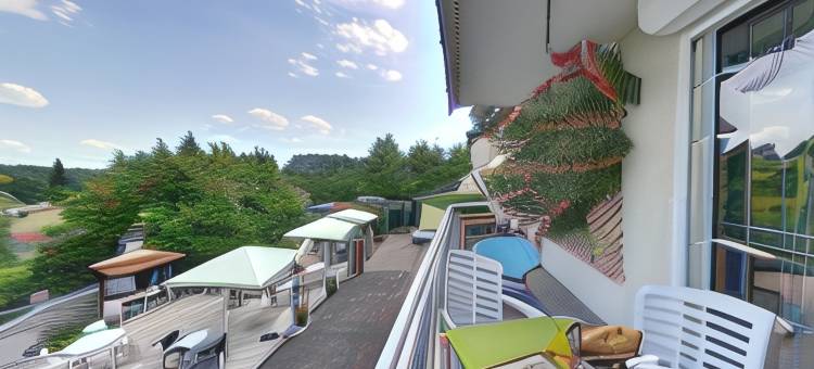 洛吉斯拉梅松卡雷酒店(Logis Hotel Maison Carrée Restaurant O Carré DArt)图片