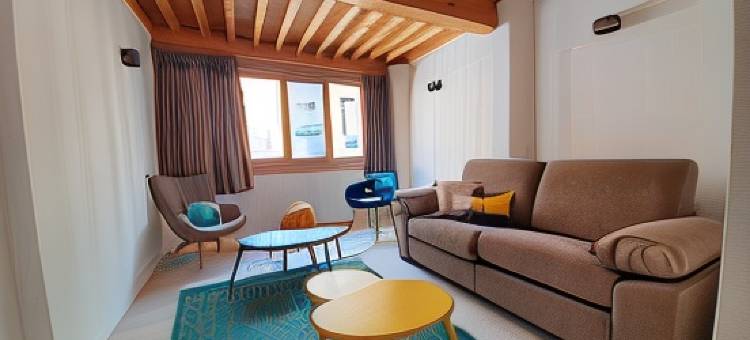 银色塔雷里亚斯世纪宾馆(Silken Casa Platerias Siglo XV)图片