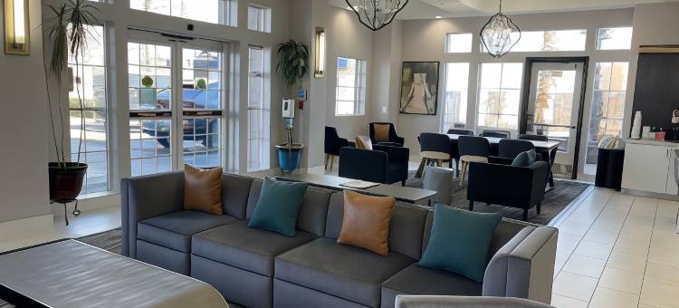 维克托维尔希斯皮里亚拉昆塔温德姆套房酒店(La Quinta Inn & Suites by Wyndham Hesperia Victorville)图片