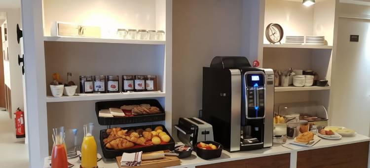 好地点酒店(Hôtel Au Bon Coin)图片