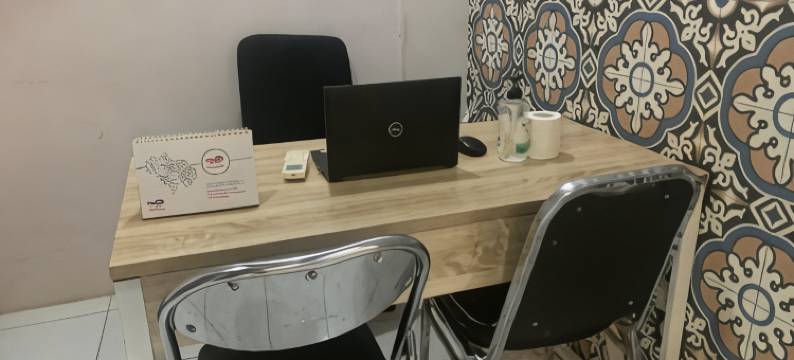 O酒店彭多克普蒂莎蒂卡伊斯兰旅馆靠近朱马特市场阿鲁阿鲁(Hotel O Pondok Puti Sartika SyariahNearPasar Jum'at Aluh Aluh)图片