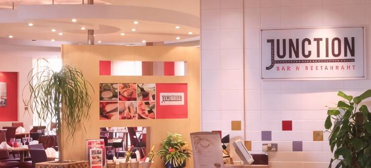 伦敦北华美达酒店(Ramada by Wyndham London North M1)图片