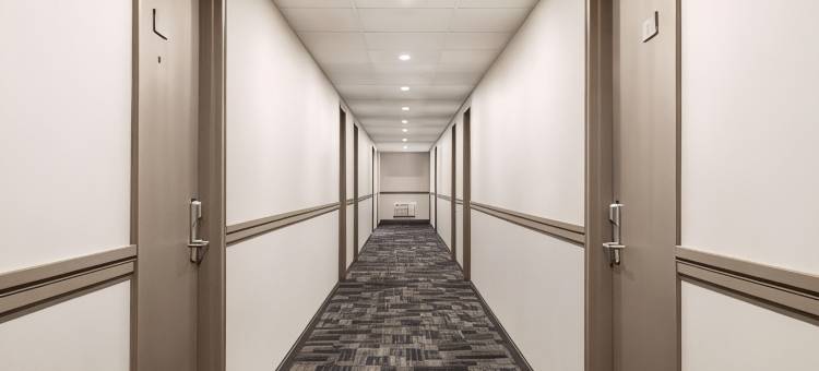 萨尼亚温德姆速8酒店(Super 8 by Wyndham Sarnia on)图片