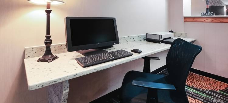 奥本呗盟套房酒店(Baymont by Wyndham Auburn)图片