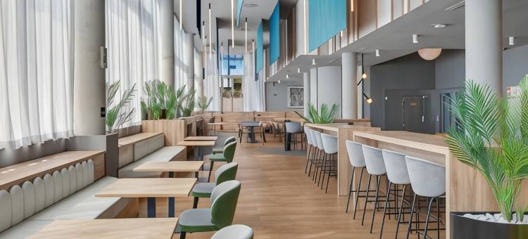 比拉德坎斯民宿酒店(B&B Hotel Barcelona Viladecans)图片