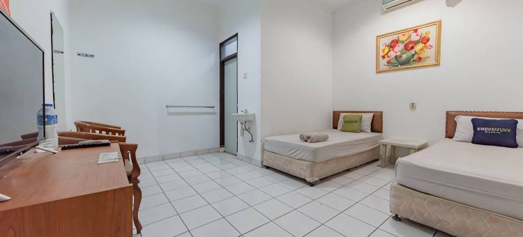 RedDoorz @ Hotel Pondok Kurnia Near Buah Batu Bandung图片