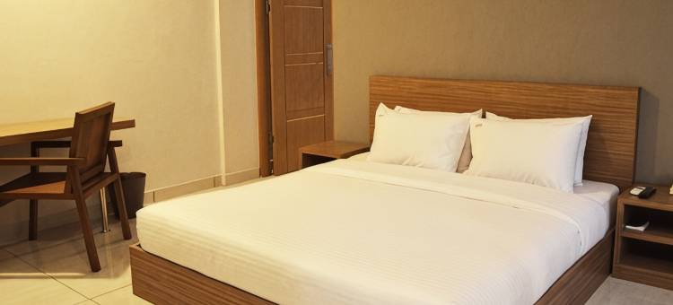 三宝垄索尼克机场酒店(Hotel Sonic Airport Semarang)图片