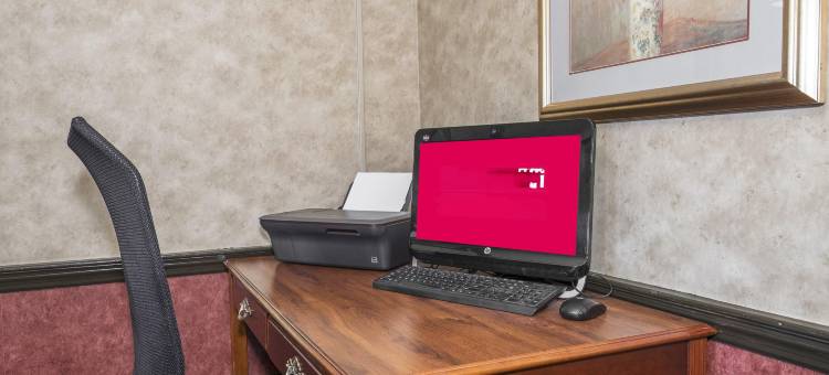 尤里克斯维尔红顶酒店(Red Roof Inn Uhrichsville)图片