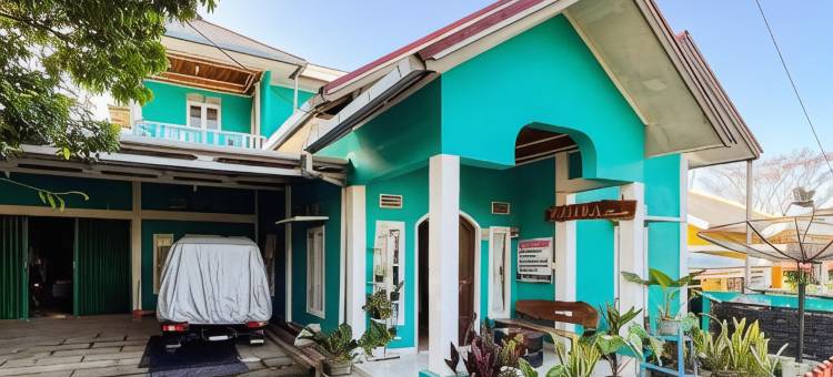 SPOT ON 92169扎赫拉清真寺民宿(Homestay Zahra Syariah Gunung Dempo Mitra RedDoorz)图片