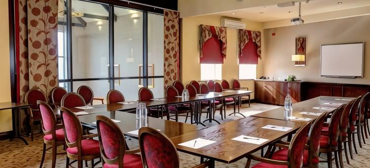 Best Western Plus Pastures Hotel图片