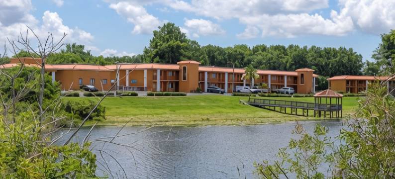 北多拉山凯艺套房酒店(Quality Inn & Suites Mt Dora North)图片