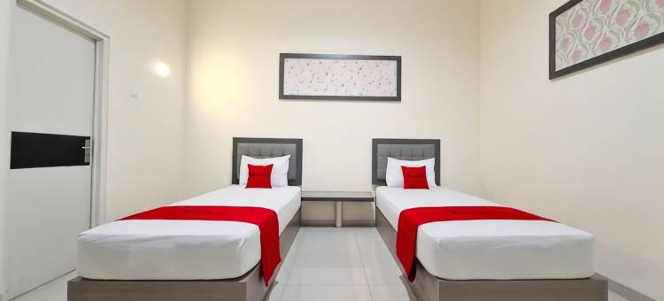 RedDoorz at Hotel Galaksi Ponorogo图片