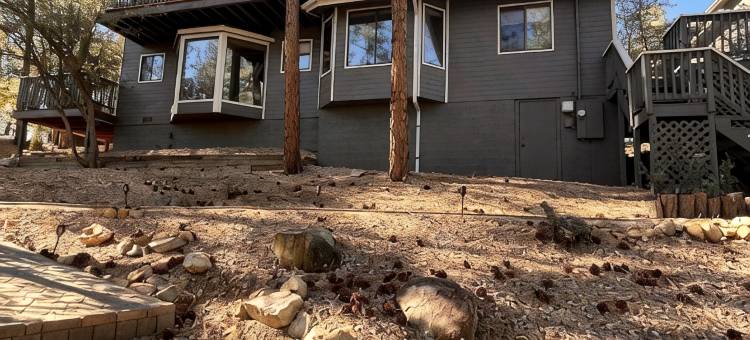 山间静居松林中木屋(Mountain Cabin Retreat in the Pines)图片
