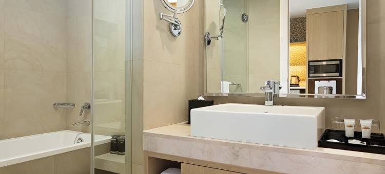 加拉璜凤凰木酒店(Delonix Hotel Karawang)图片