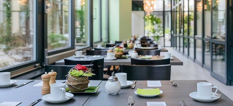 纽伦堡市沃德赛诺维娜酒店(Novina Hotel Woehrdersee Nuernberg City)图片