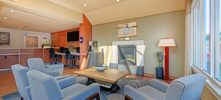 翡翠岛贝斯特韦斯特优质汽车旅店(Best Western Plus Emerald Isle Hotel)图片