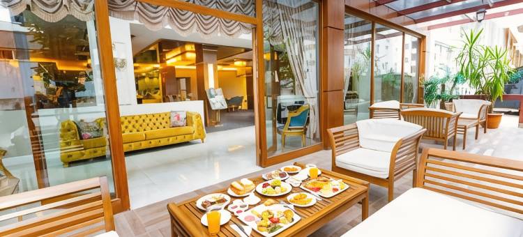 皇家国王住宅酒店(Real King Suite Hotel)图片