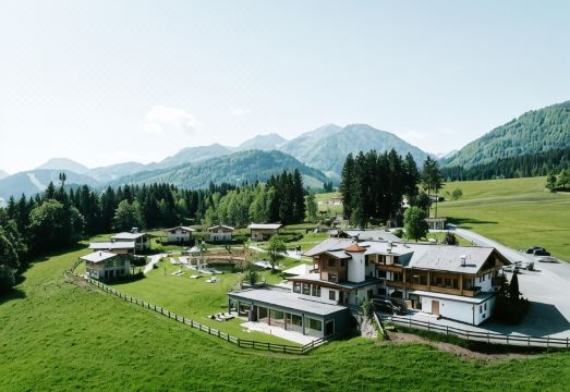 Farm Hotel Chalet Grosslehen Hotel Overview