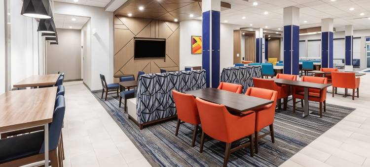 智选假日酒店及套房 塞纳托比亚 I 55 by IHG(Holiday Inn Express & Suites Senatobia I-55)图片