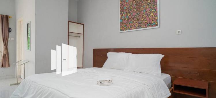 阿卡西亚清真之家-靠近日惹艾西雅大学-红门酒店合作(House Acasia Syariah Near Universitas Aisyiah Yogyakarta Mitra RedDoorz)图片