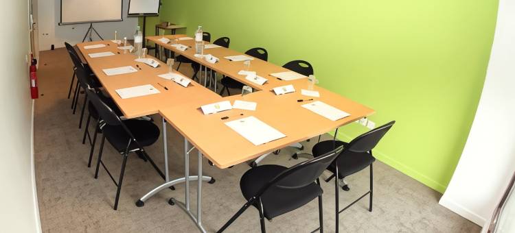 宜必思尚品尼姆中心火车站酒店(ibis Styles Nimes Gare Centre)图片