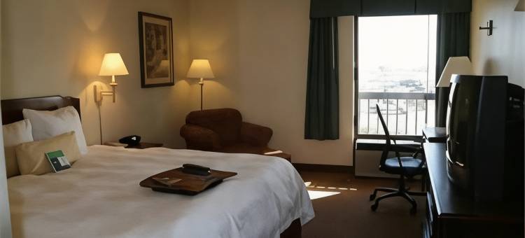 瑟西 I-67 凯艺套房酒店(Quality Inn & Suites Searcy I-67)图片