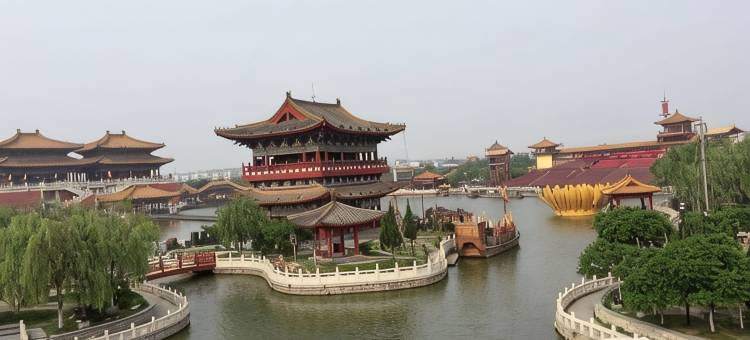 龙亭·湖边小筑(龙亭清明上河园店)图片