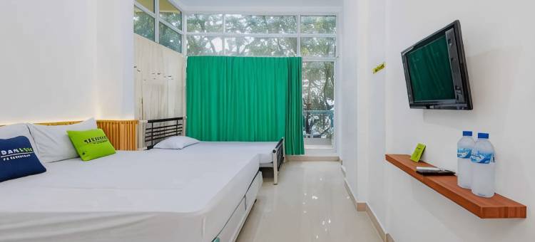 城市景观酒店-靠近BSD收费站出口(Urbanview Hotel Near Exit Tol BSD)图片