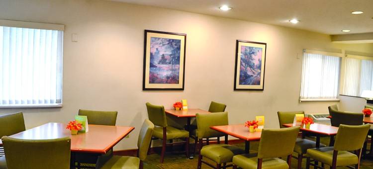 基诺沙普莱曾特普雷里温德姆戴斯酒店(Days Inn by Wyndham Pleasant Prairie Kenosha)图片